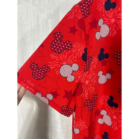 Disney Scrub Top XL Red White Blue Mickey Mouse Heads Patriotic 4th of July Star - Picture 4 of 9